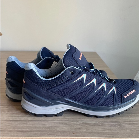 Lowa Women’s Innox Pro GTX Lo main image 5